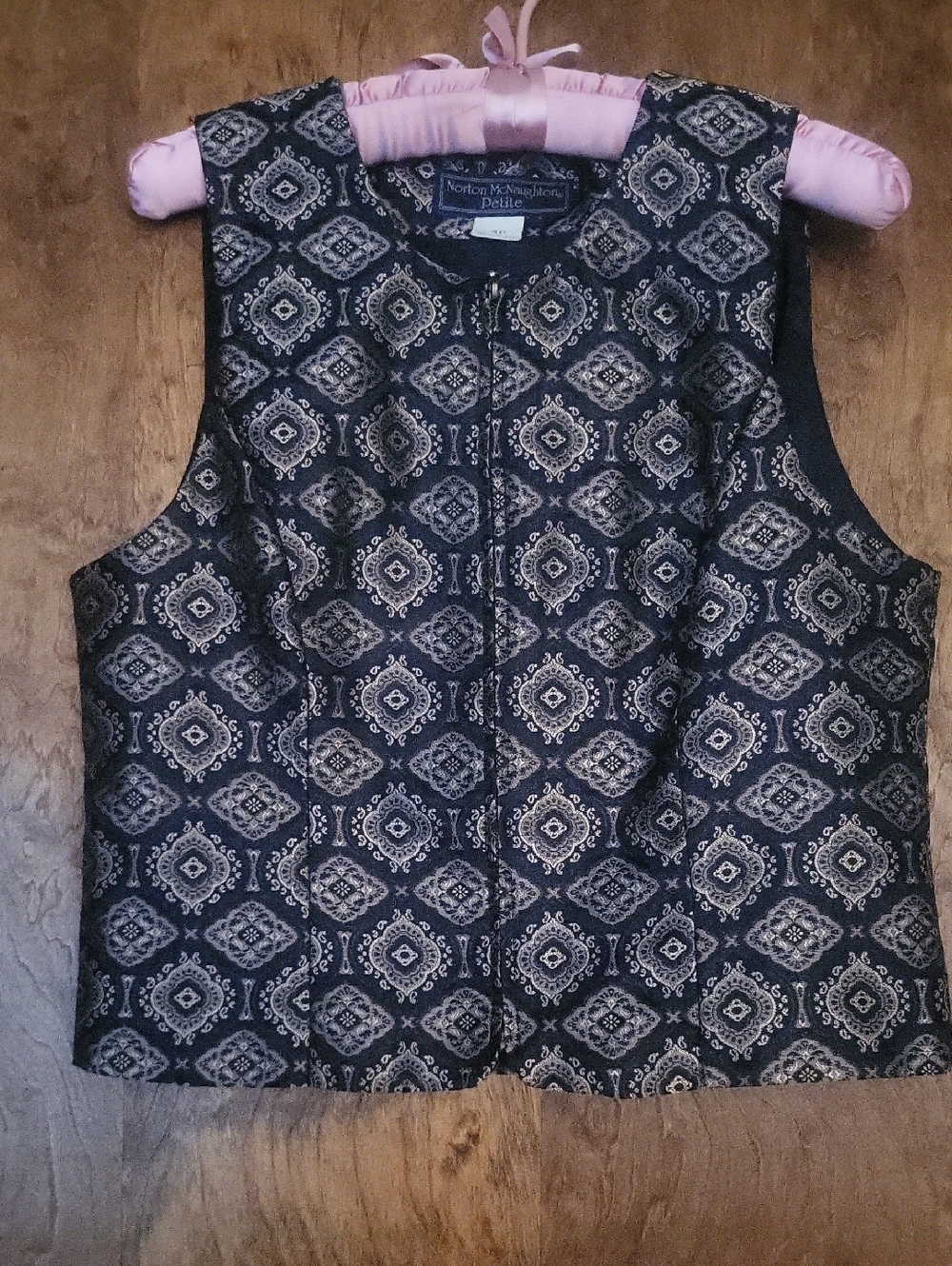Norton McNaughton Lined Vest Top 4P